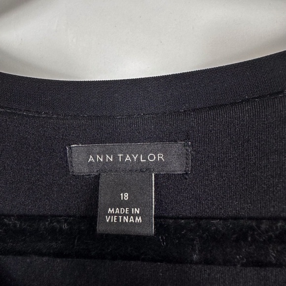 Ann Taylor Black Sleeveless Maxi Dress - Picture 2 of 4